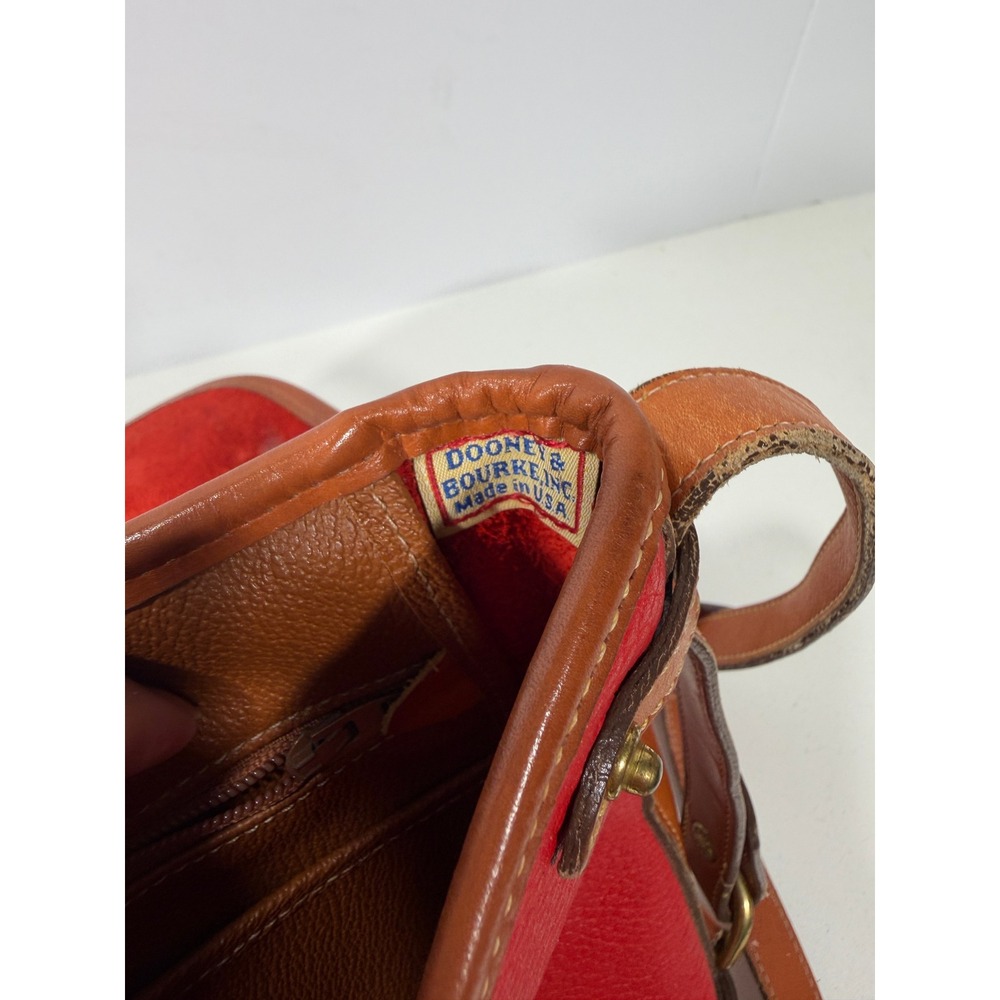 Dooney & Bourke Vintage All Weather Leather Crossbody Bag Red Tan USA Made - Picture 11 of 16